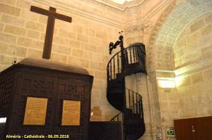 28 LA CATHEDRALE ET LE FORTERESSE DE L INCARNATION (91)
